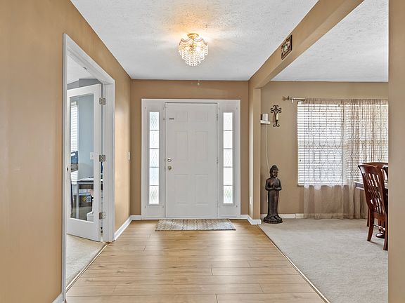 4th image of 3650 Pickwick Cir