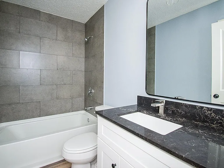 16419 N Bend Dr — Photo 29