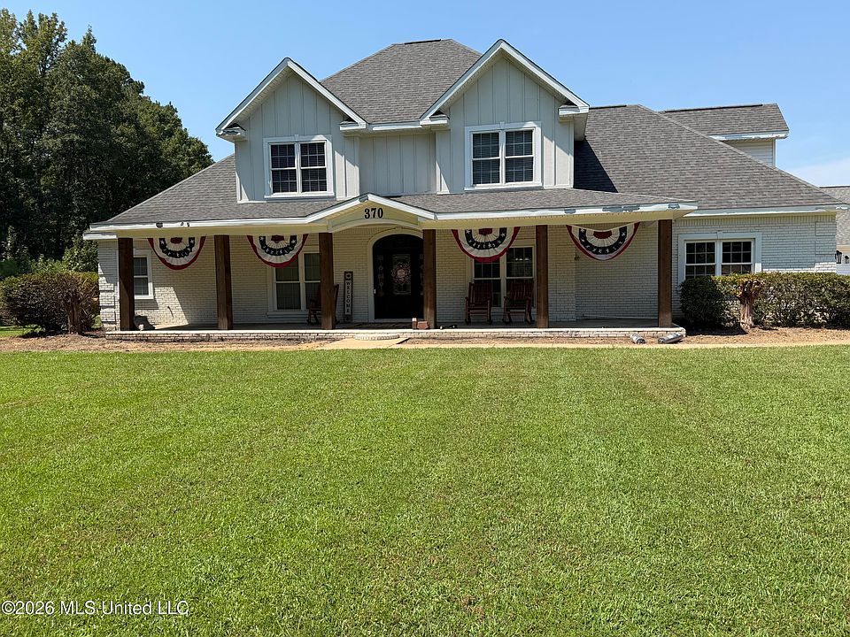 1st image of 370 Omega Dr