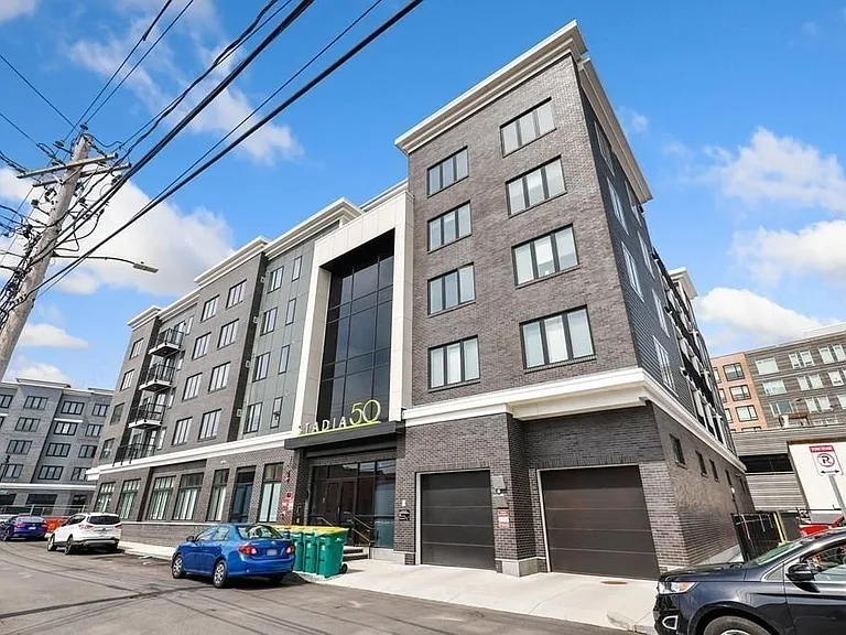 50 Hichborn St #310 — Photo 1
