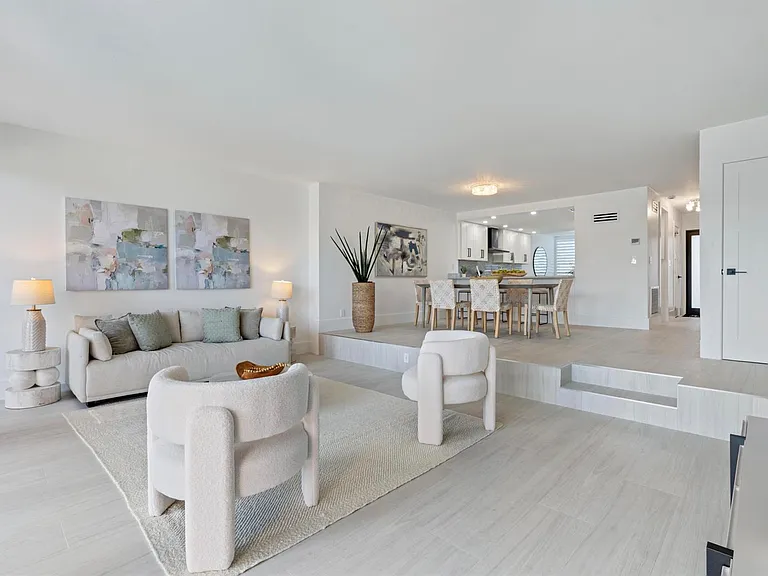 1800 S Ocean Dr #109 — Photo 2