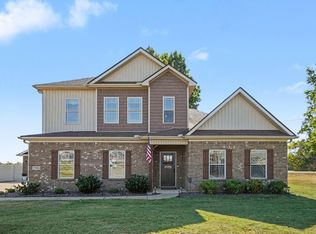 2501 Pinnacle Dr, Chapel Hill, TN 37034
