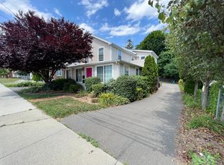 471 Naugatuck Ave, Milford, CT 06460