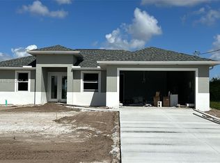 8005 Olive Cir, Labelle, FL 33935