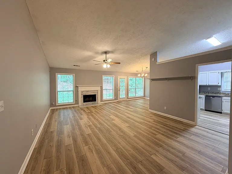 222 Clarion Rd — Photo 4