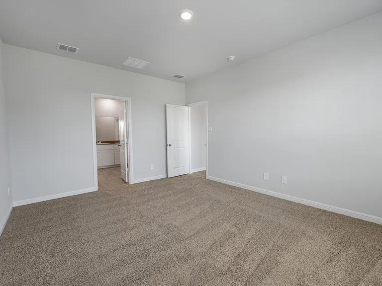 110 Daffodil Ln — Photo 8