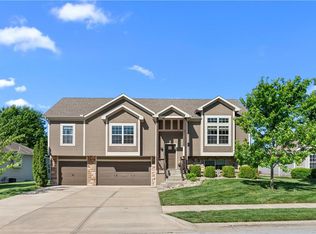 9301 SW 2nd St, Blue Springs, MO 64064