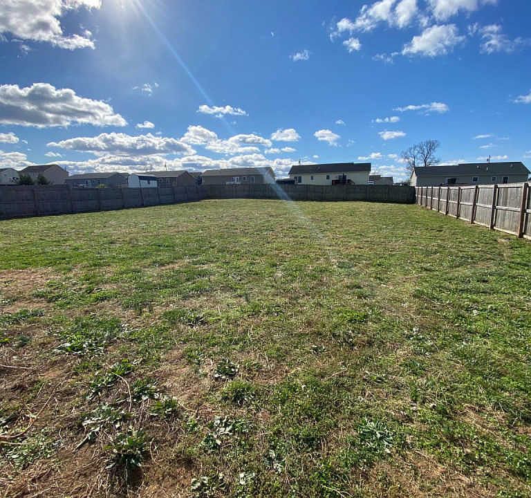 2nd image of 261 Sonya Ln