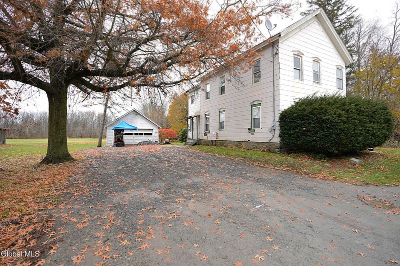 2nd image of 355 Main Street