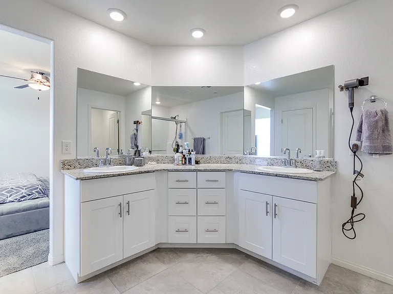 10963 Preston Trails Ave — Photo 20