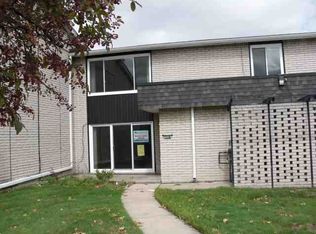 8272 Karam Blvd, Warren, MI 48093