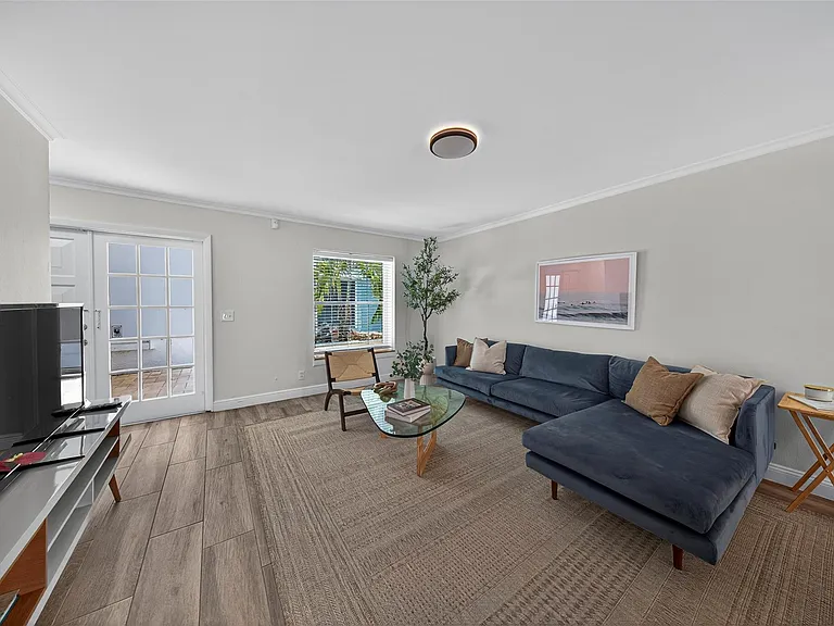 2708 NE 14th Street Cswy #2 — Photo 30