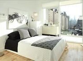 530 W 24th St, New York, NY 10011