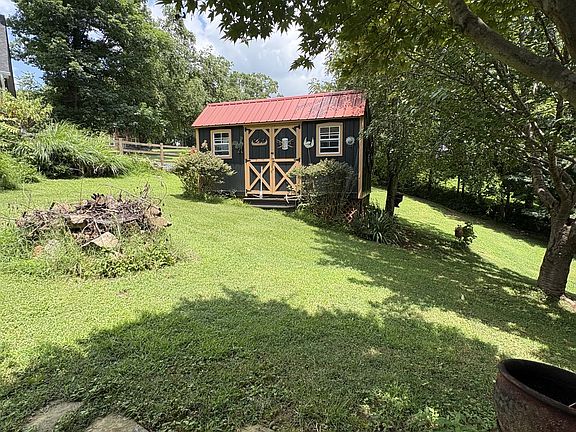 4th image of 7604 Aubrey Ridge Ct