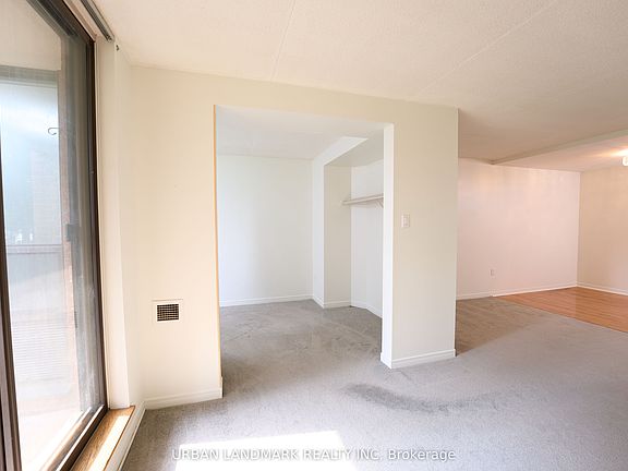 4th image of 1535 Diefenbaker Ct #107
