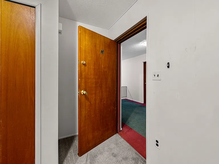 525 E Woodland St #1C — Photo 4