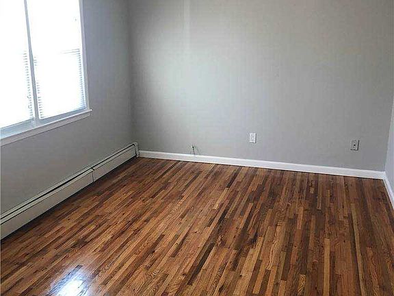 4th image of 311 W Penn St