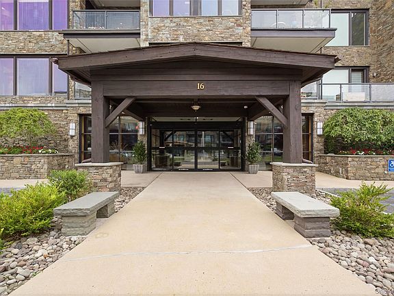 2nd image of 16 Rivers Edge Drive #201