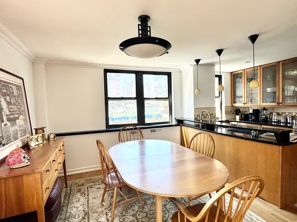 239 East 79th Street image 7 of 20