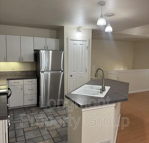 719 Thornwood Way — Photo 6