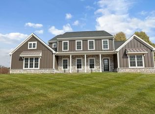 136 Willow Creek Ln, Hummelstown, PA 17036