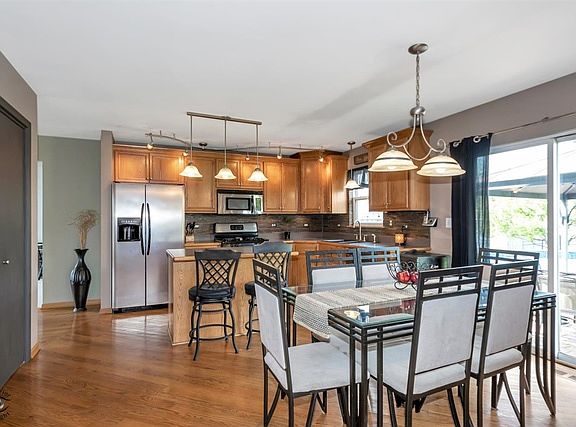 5th image of 16176 W Carlow Cir