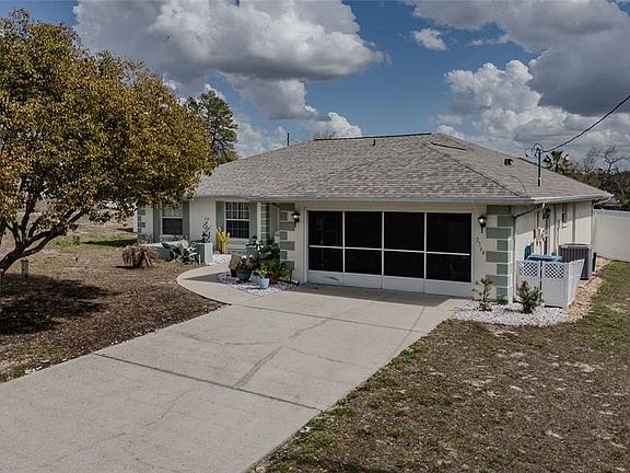 3rd image of 2394 Arlee Ln
