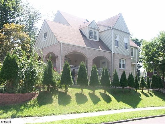 2nd image of 286-290 Montclair Ave