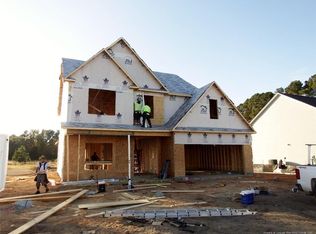 3902 Standardbred Dr LOT 210, Hope Mills, NC 28348