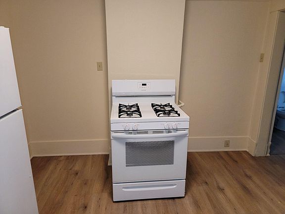 2nd image of 302 6the St #4