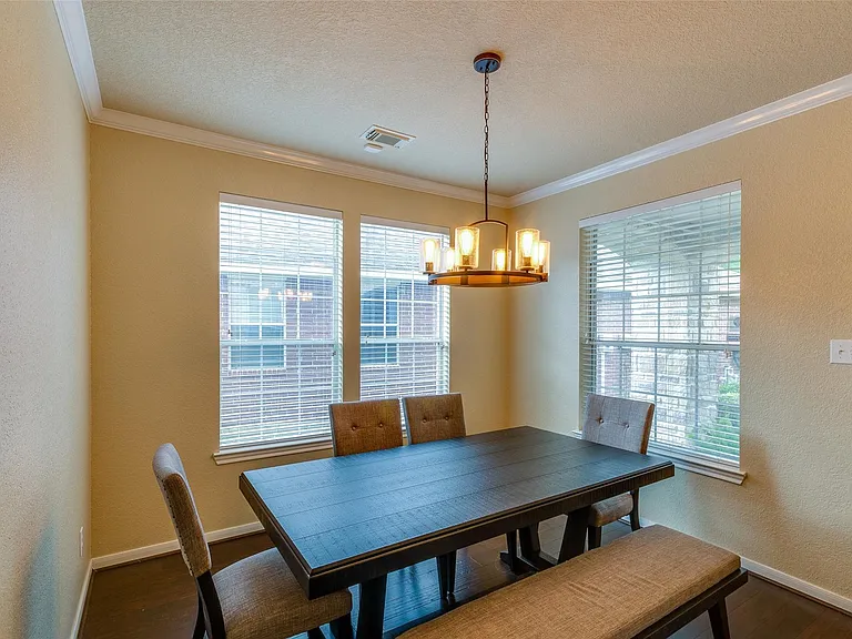10 Caelin Ct — Photo 5