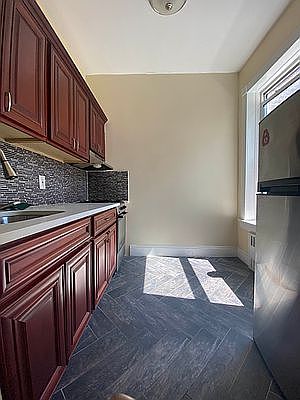 1st image of 388 Saint Johns Pl APT 4A
