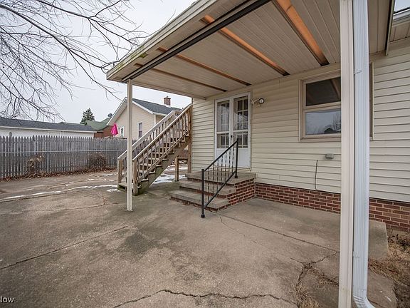 4th image of 1805 Gibbs Ave NE