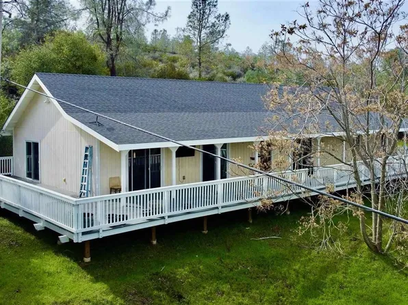 8581 French Flat Rd, Jamestown, CA 95327