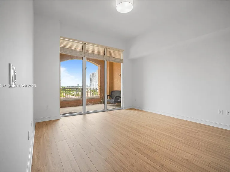 3001 NE 185th St #716 — Photo 11