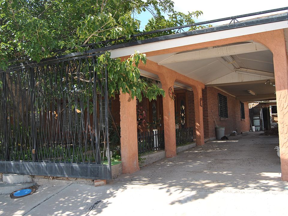 2nd image of 106 Mesa Verde Dr