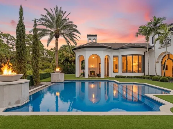 111 Via Palacio, Palm Beach Gardens, FL 33418