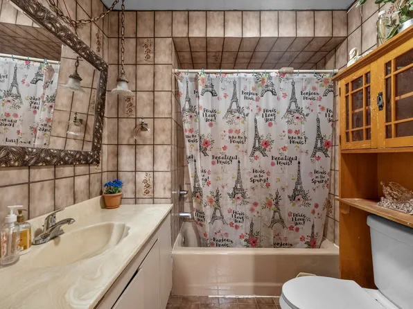 518 14th Street image 22 of 46