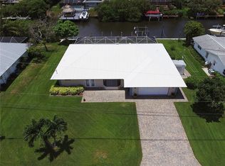 8355 SE Palm St, Hobe Sound, FL 33455