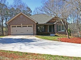 945 Upper Burris Rd, Canton, GA 30114