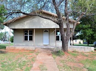 611 N Cook, Cordell, OK 73632