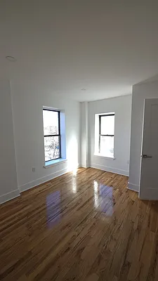 Rented by Compass | media 19