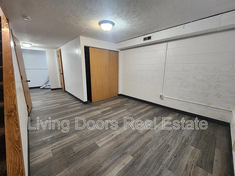 1511 David Dr — Photo 7