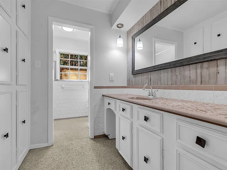 23311 Nichols Sawmill Rd — Photo 16
