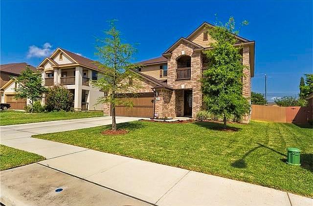 1st image of 10217 English Oak Dr