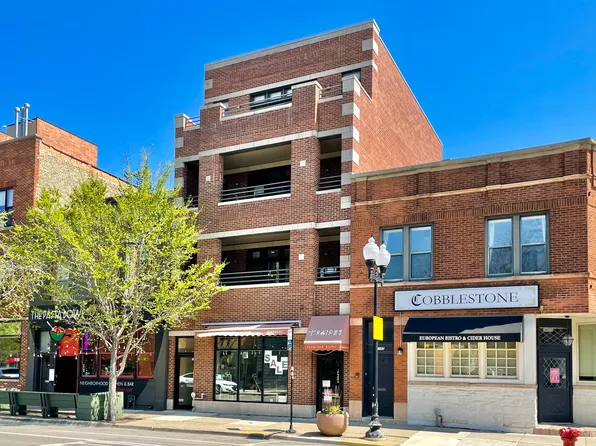 4341 N Lincoln Ave APT 2, Chicago, IL 60618