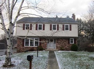 108 Fenwick Dr, Pittsburgh, PA