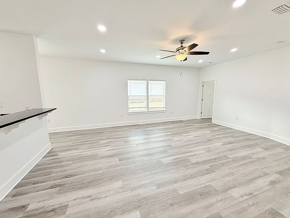 4th image of 3278 Bernath Dr