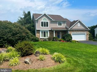 1777 Cambridge Dr, State College, PA 16803