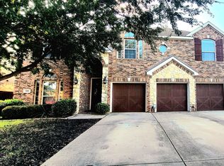 808 Goose Ct, Forney, TX 75126